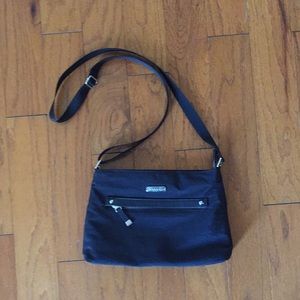 4/$25 Baggalini Crossbody Bag // Black
